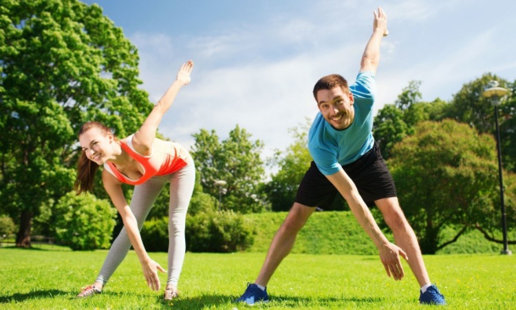 记者：阿根廷全队周四启程前往安哥拉，梅西届时将首发出战