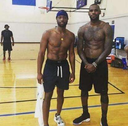 一年的合同 一年的合同