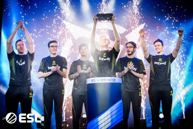 必要的失误 必要的失误