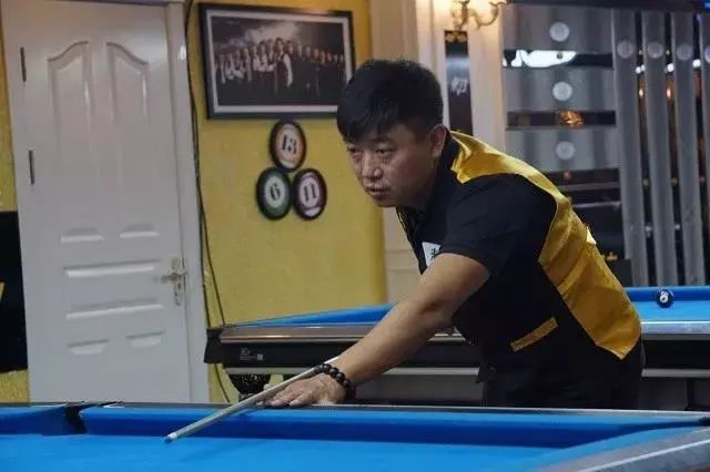 席位也让她 席位也让她